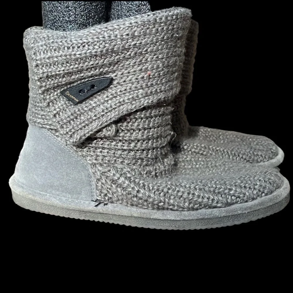 🌻Bearpaw Girl's Grey Tall (or Short) Comfortable Knit Outdoor Boots Size 5
